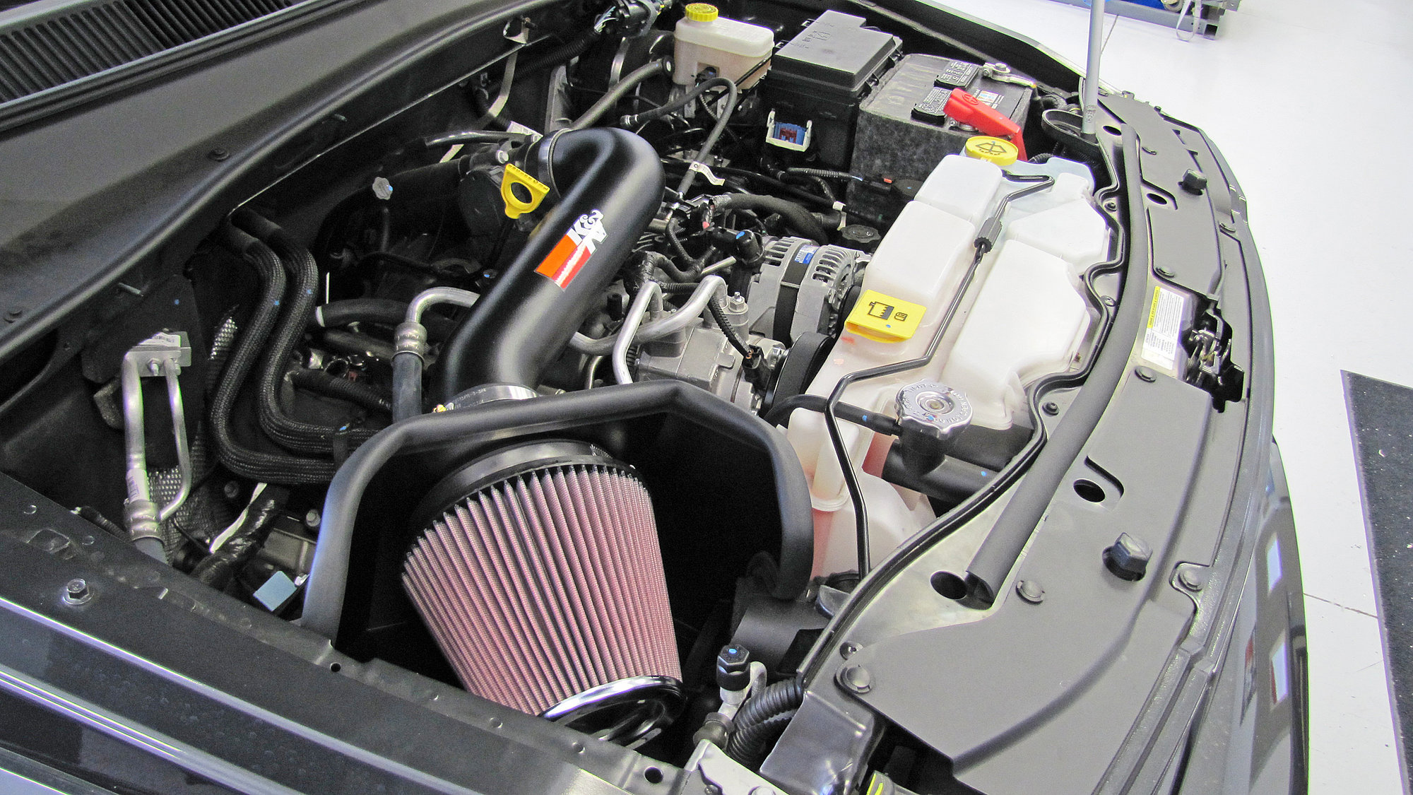 K&N 771562KTK Metal Air Intake for 1012 Jeep Liberty KK with 3.7L